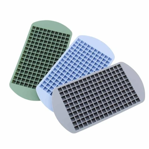 Countertop nugget ice maker producing pellet ice